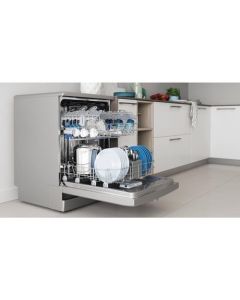 Indesit D2FHK26S 60cm Dishwasher in silver